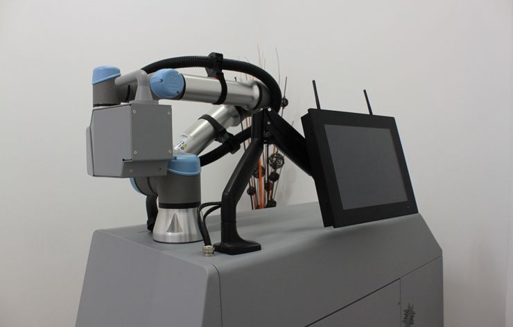 Sala robot adamo en Laubidea