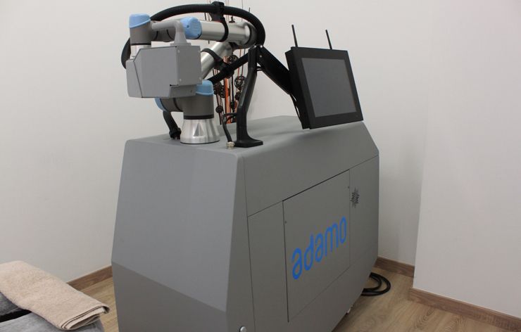 Sala robot adamo en Laubidea
